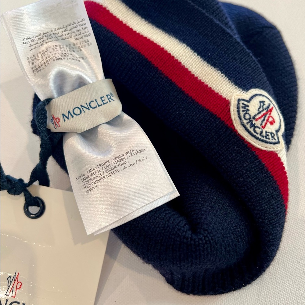 Moncler NWT Navy Beanie Tri Color 100% Virgin Wool - Picture 5 of 5